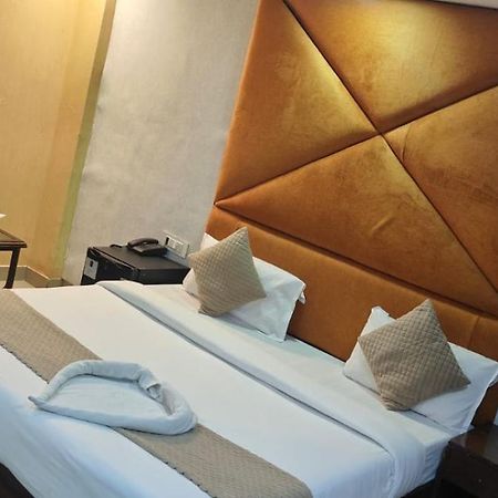 Hotel Grand City New Delhi Ngoại thất bức ảnh